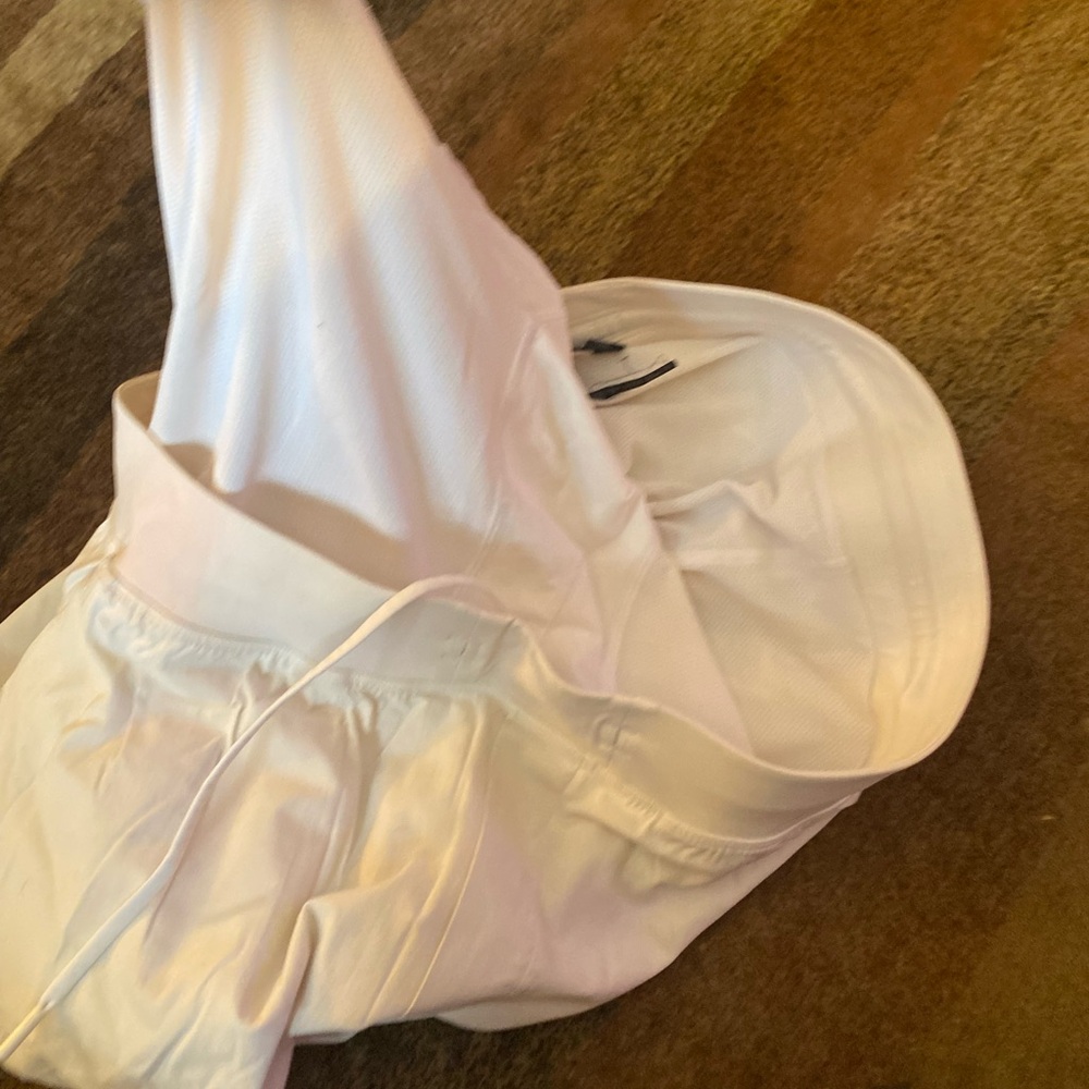 Lululemon Athletica Cream Shorts - Picture 2 of 13